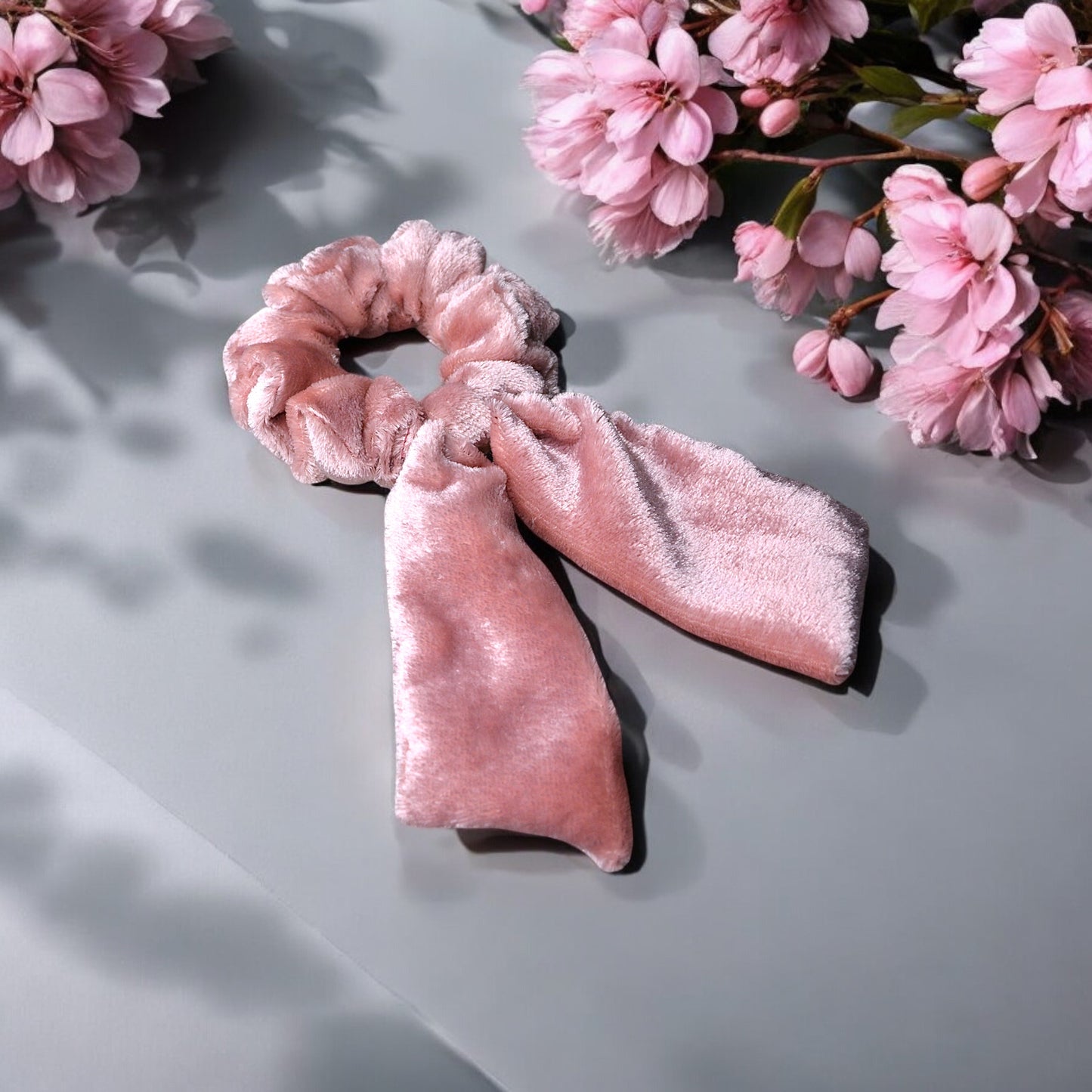 PINK | PIGTAIL SCRUNCHIE