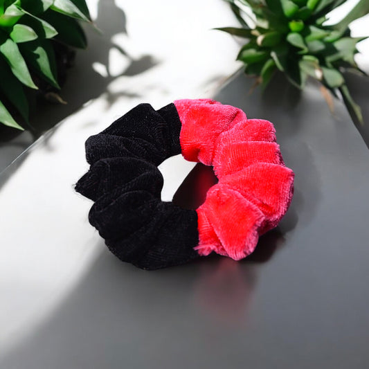RED+BLACK |COLOR COMBO | VELVET SCRUNCHIE | M